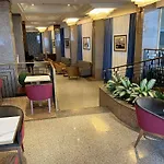 ذا دبلومات
