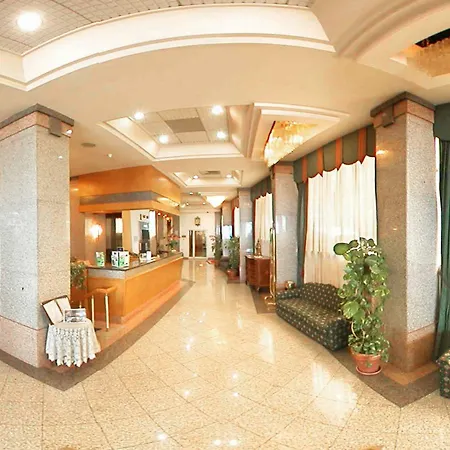 호텔 디플로맷 슬리에마