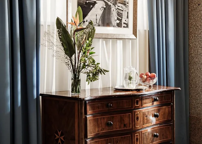 The Diplomat (adults Only) 4* Σλιέμα